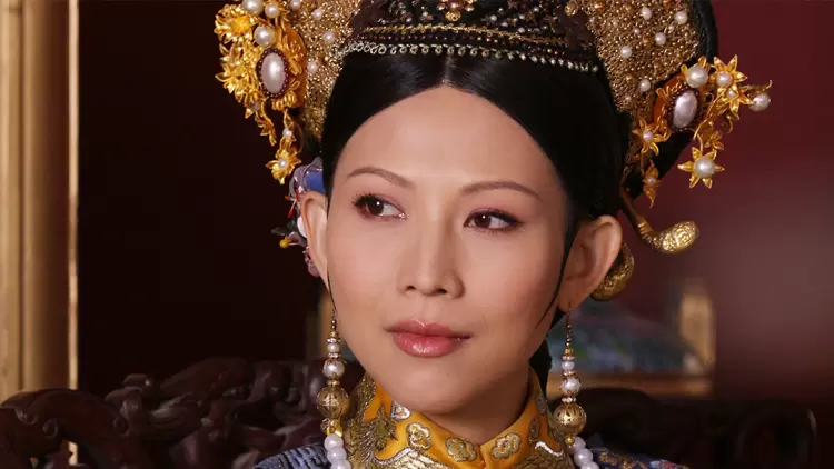 Empress, Ula-Nara Yixiu