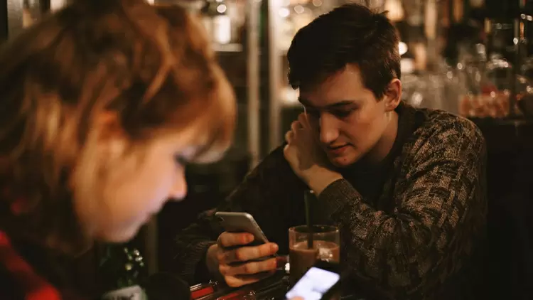 If you see a friend posting pessimistic comments on social media, what would you do?