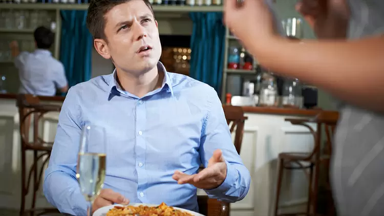 In a restaurant, if the dish you ordered doesn't meet your taste, what would you do?