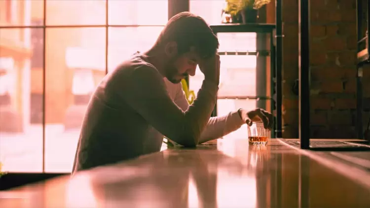 Have you ever experienced getting drunk alone?