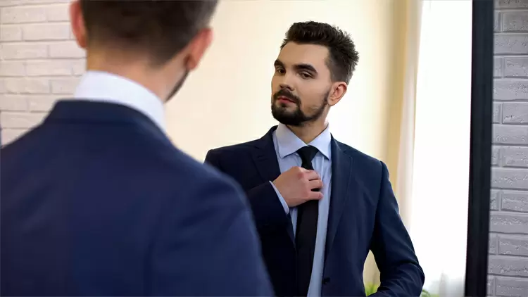 I think a person's appearance cannot be ignored. So I spend time dressing up to make sure I look beautiful or handsome.