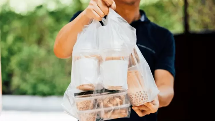 If your bubble tea delivery had the wrong flavor, what would you do?
