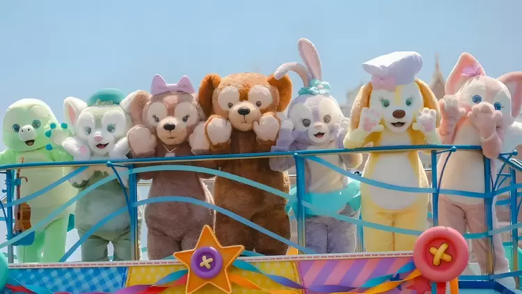 If you were a resident in the Disney Castle, which character's neighbor would you be?